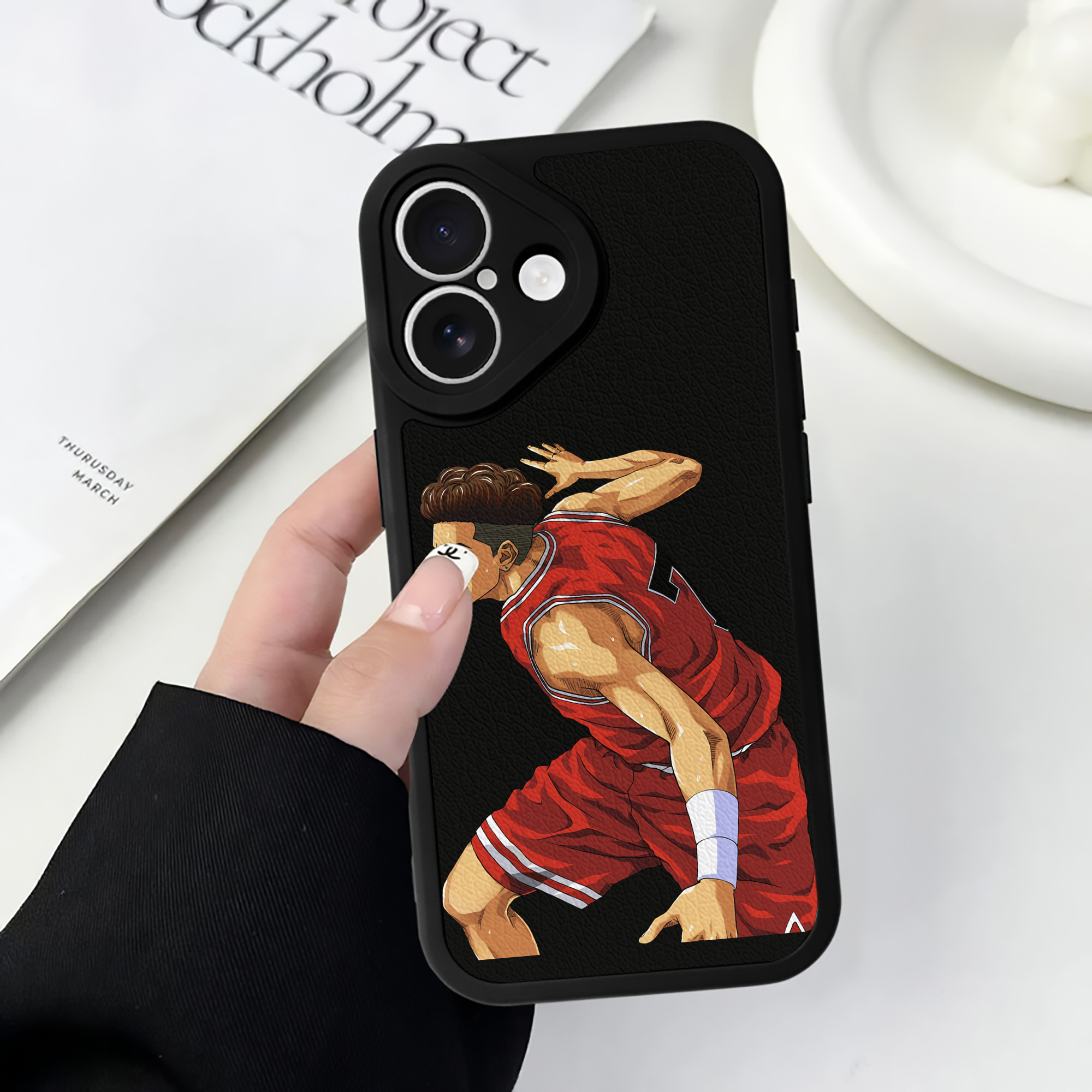 （画像用） SLAM DUNK／スラムダンク 【iPhone 16シリーズ対応】シリコンスマホケース（レザー調） 材質：シリコン